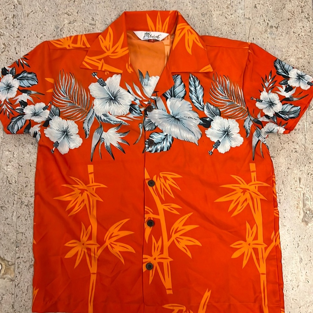 Alvish youth Hawaiian shirt size small